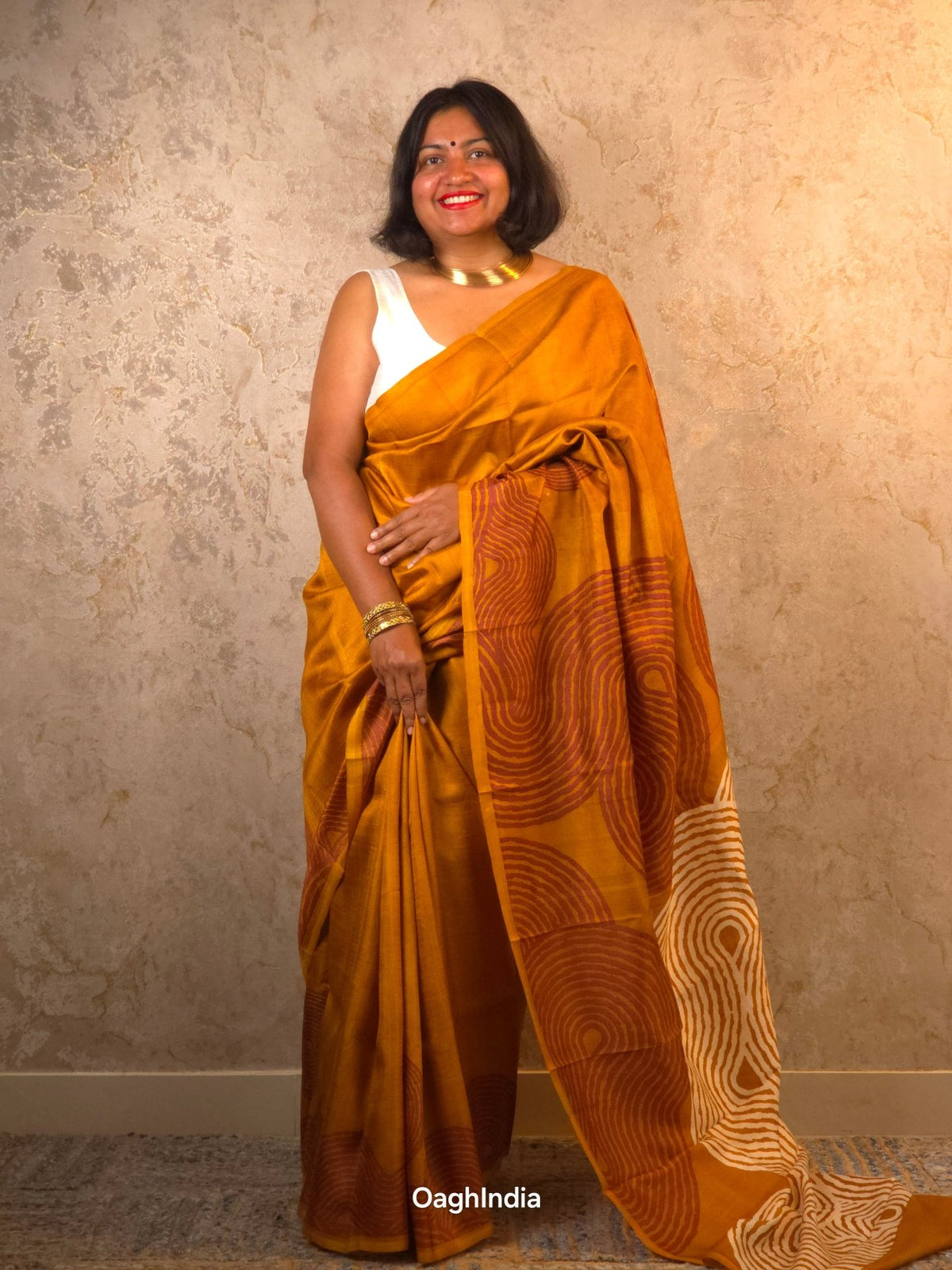 Nyra : Pure Silk Abstract Art Saree (Silk Mark) - Oagh India