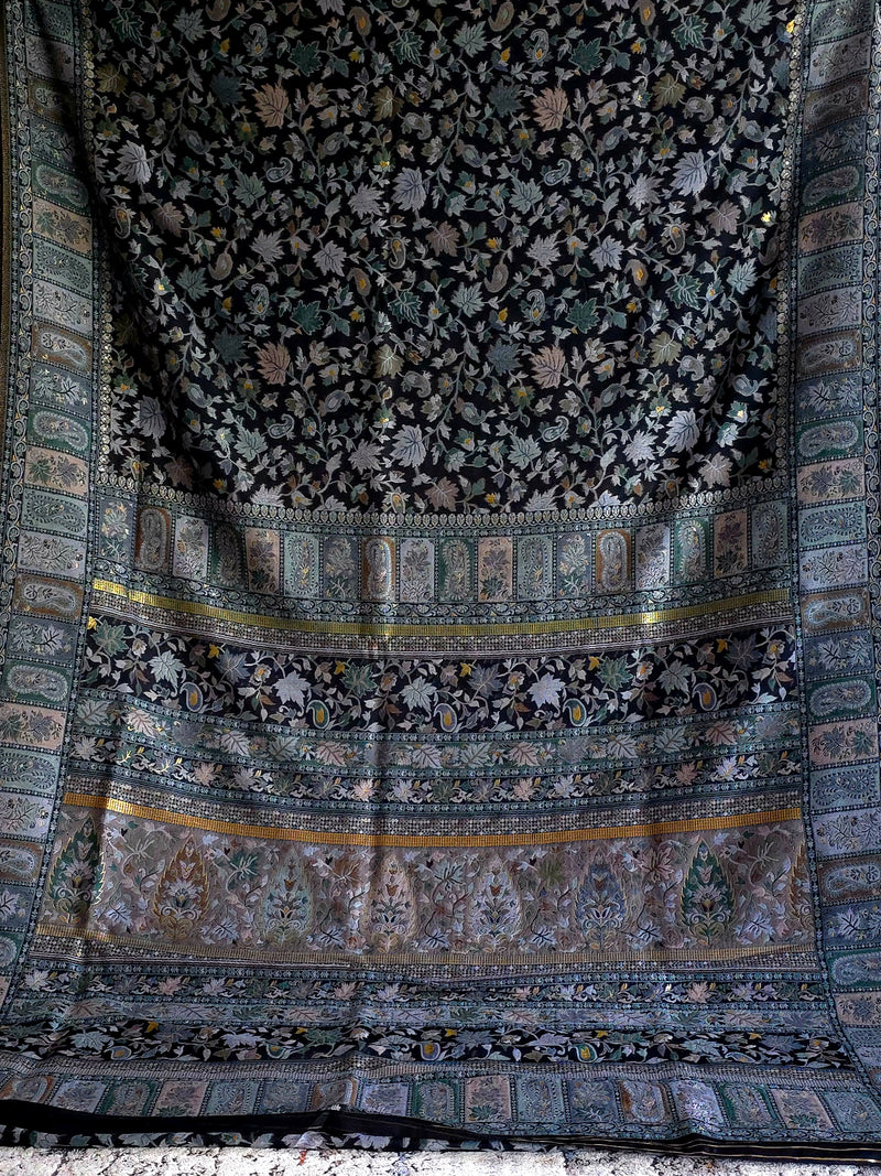 Parajika - Monochrome : Authentic Kashmiri Kani Saree