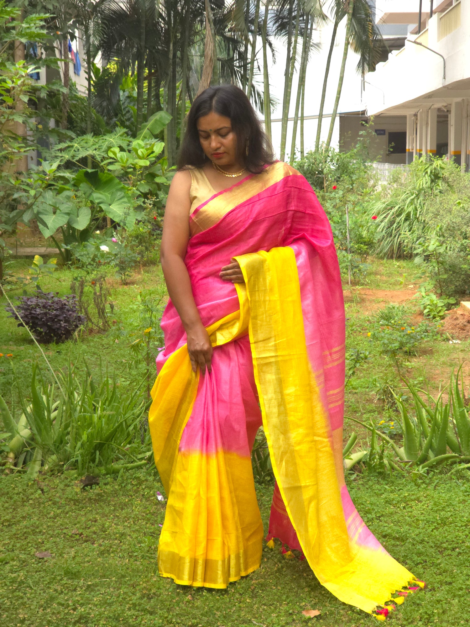 Samagam - Authentic Bhagalpur Linen Saree