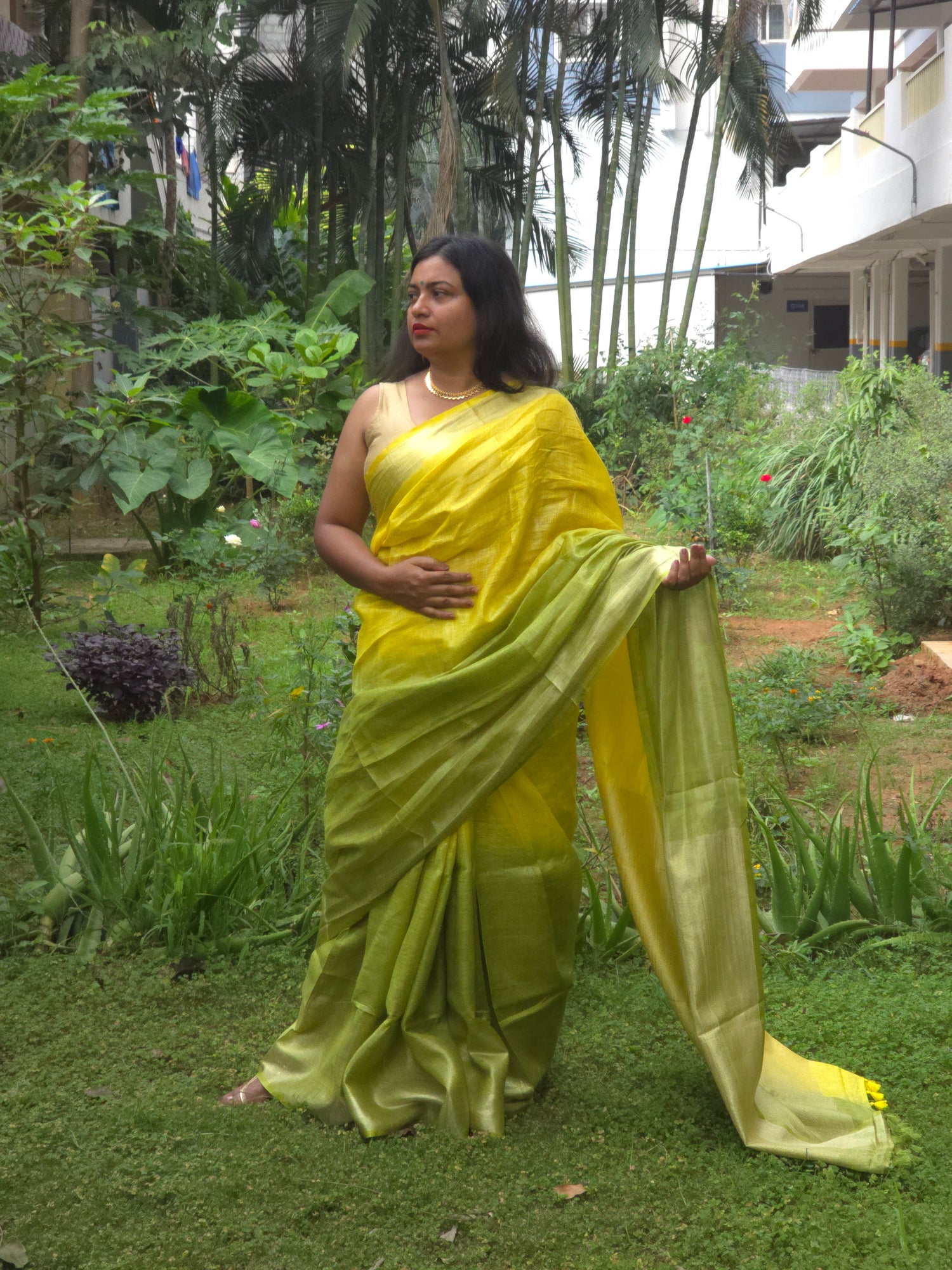 Vrittika - Authentic Bhagalpur Linen Saree