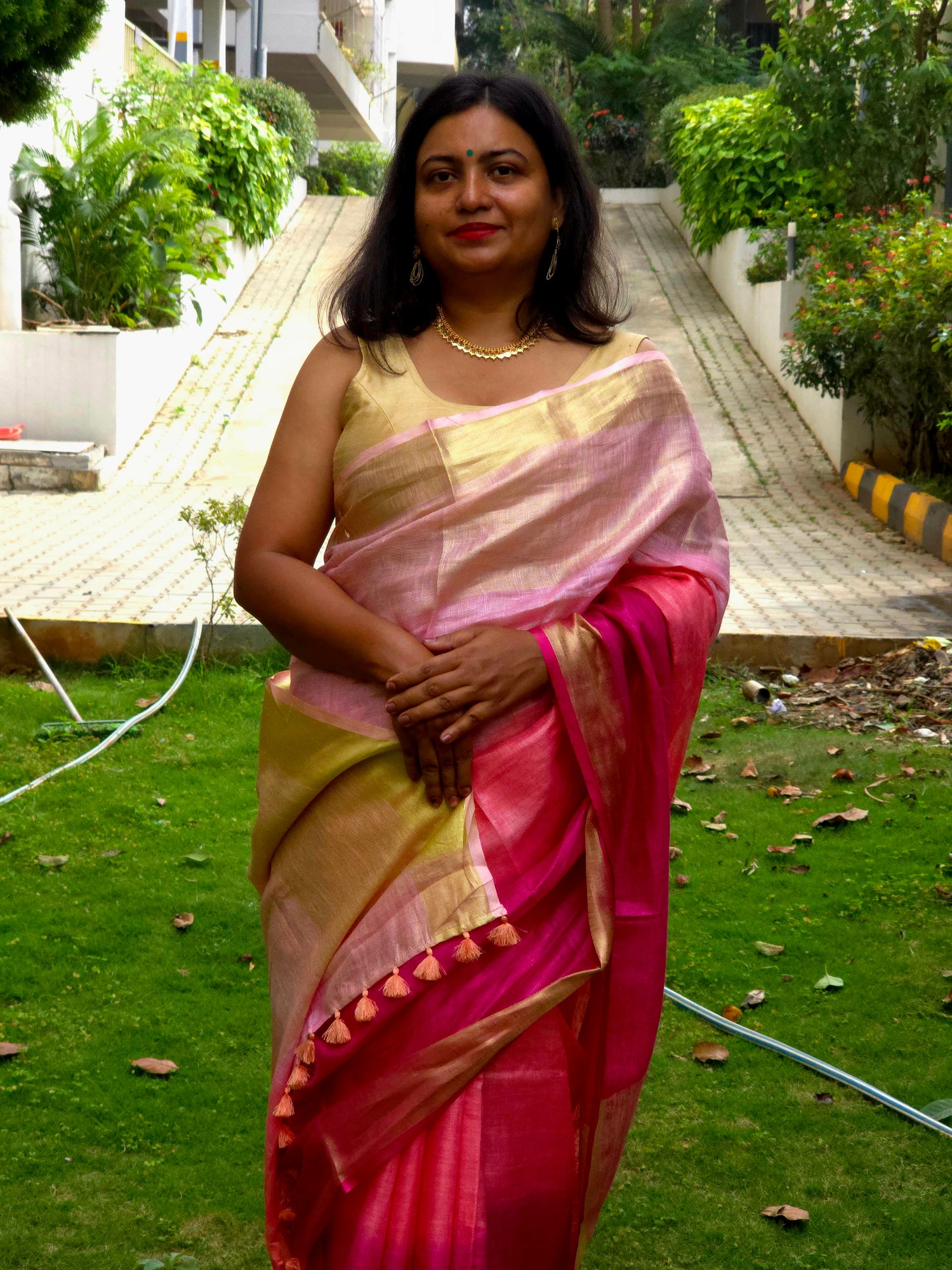 Triveni - Authentic Bhagalpur Linen Saree