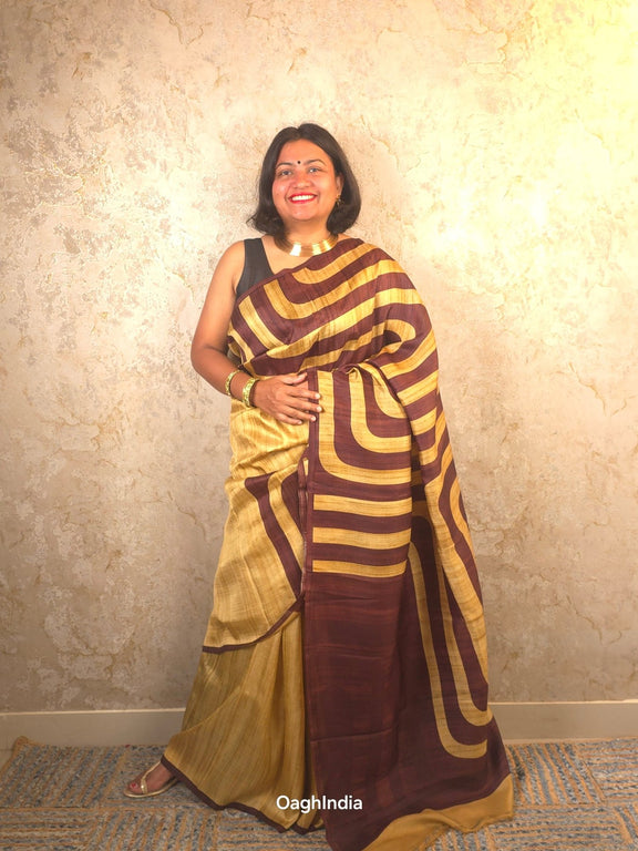 Aavya : Pure Silk Abstract Art Saree (Silk Mark) - Oagh India