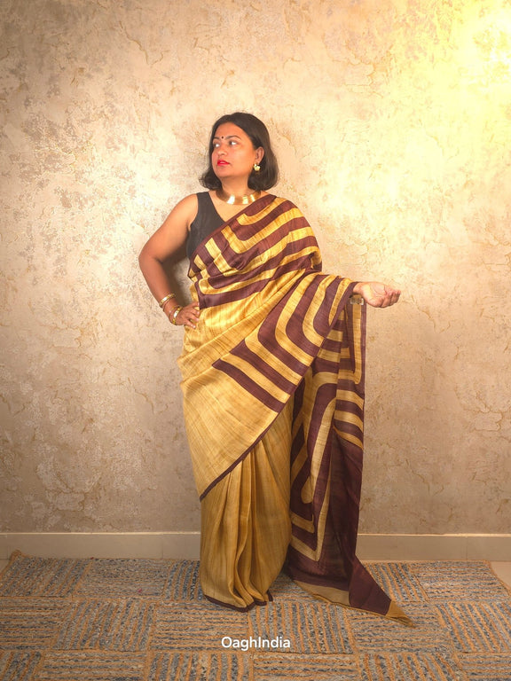 Aavya : Pure Silk Abstract Art Saree (Silk Mark) - Oagh India