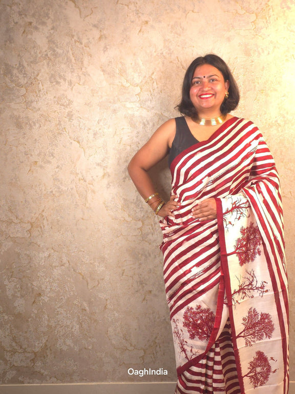 Amayara : Pure Silk Abstract Art Saree (Silk Mark) - Oagh India