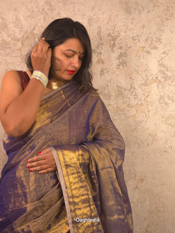 Amethyst Mist : Metallic Tissue Saree - Oagh India