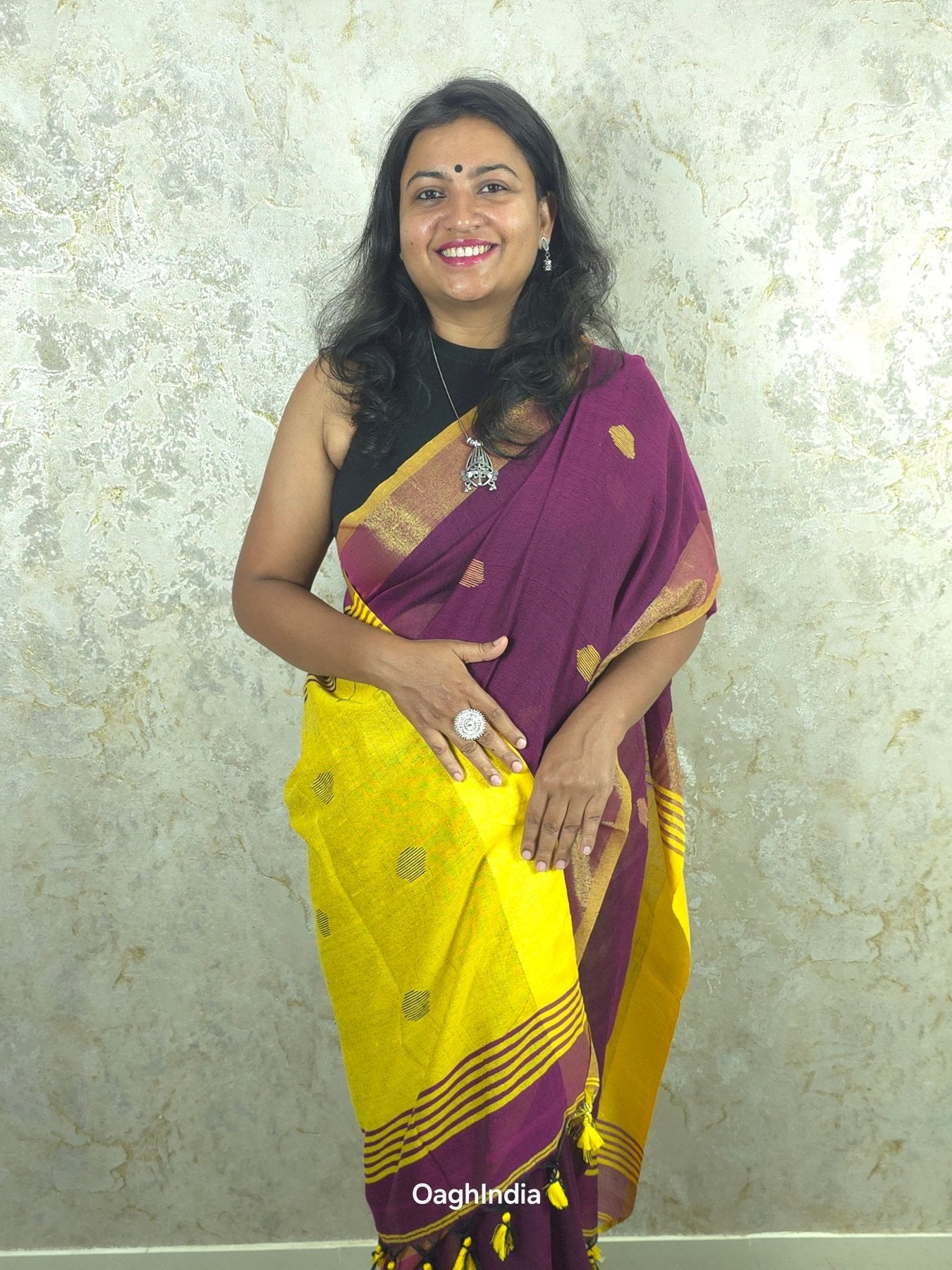 Candy : Beautiful handloom Maroon Cotton saree with Yellow Pallu