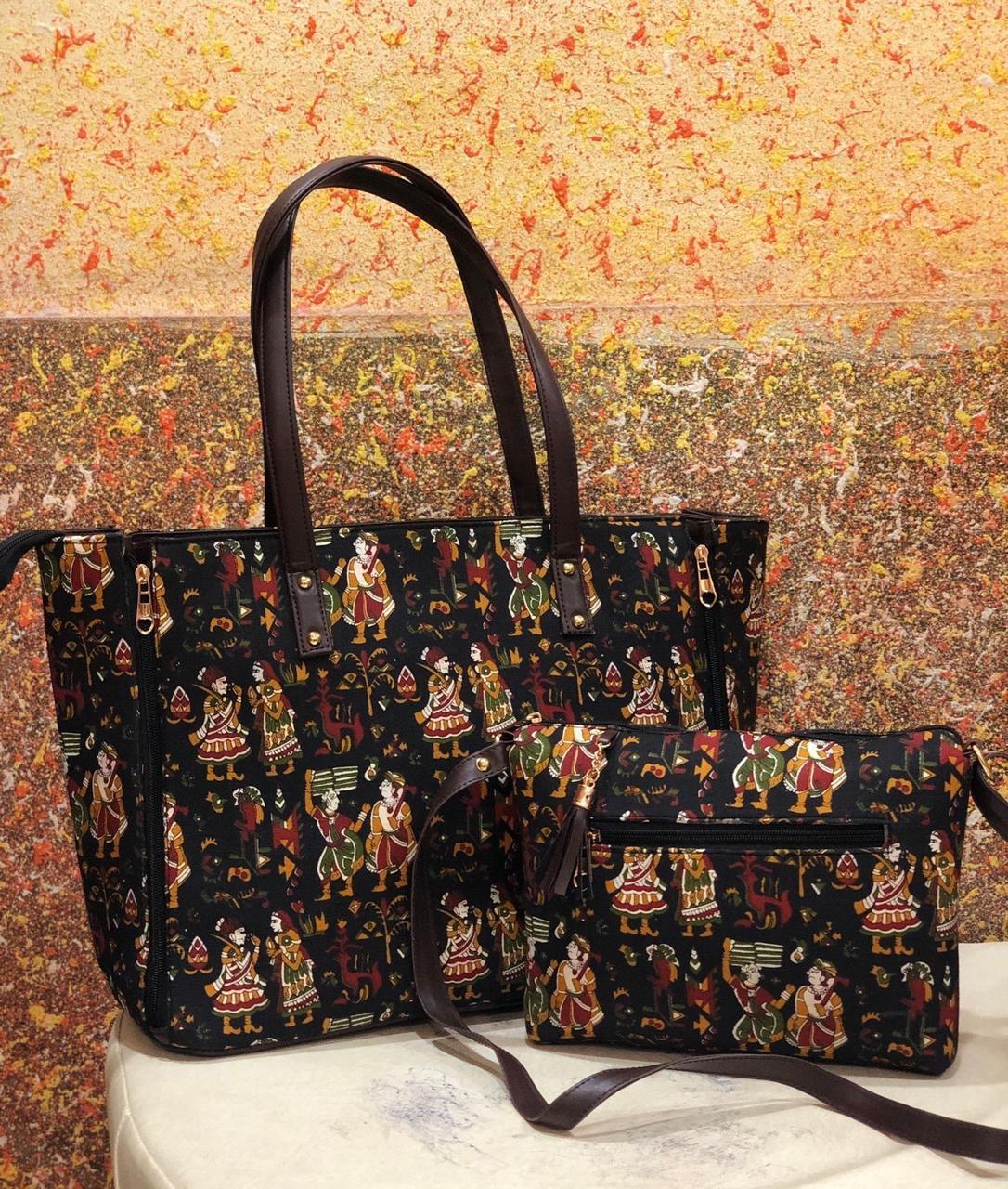 Dreamer : Handbag With Pouch