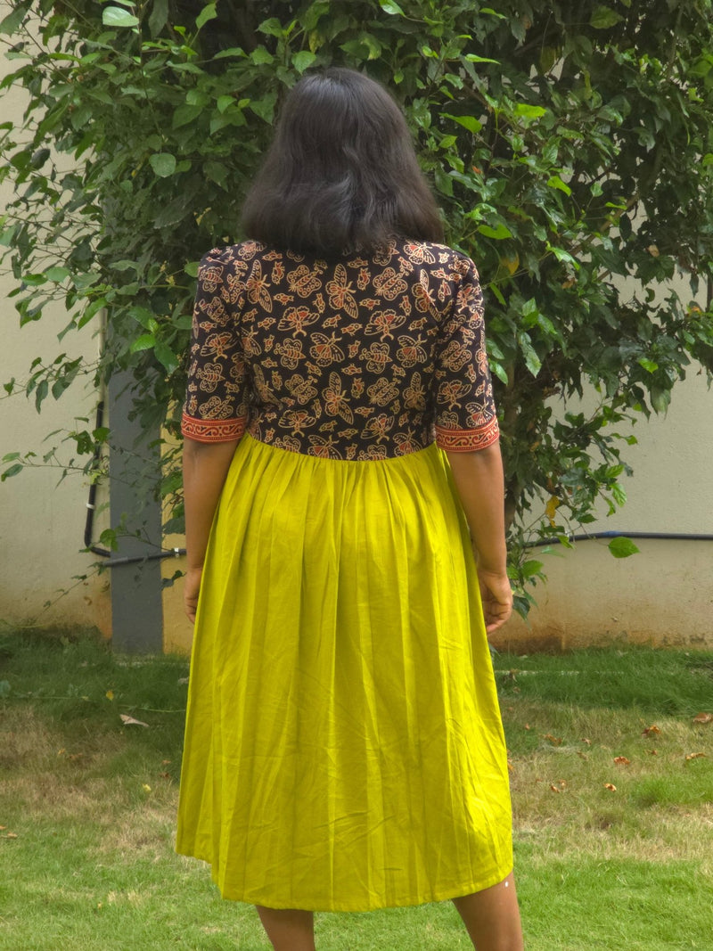 Green & Black V - Neck Alia Cut Dress with Handblock Floral Yoke - Oagh India