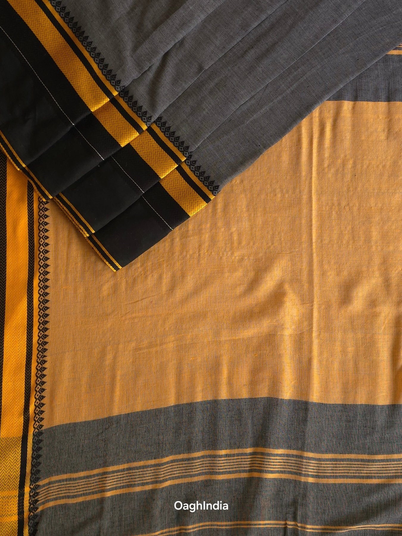 Livid : Pure Cotton Handloom Saree - Oagh India