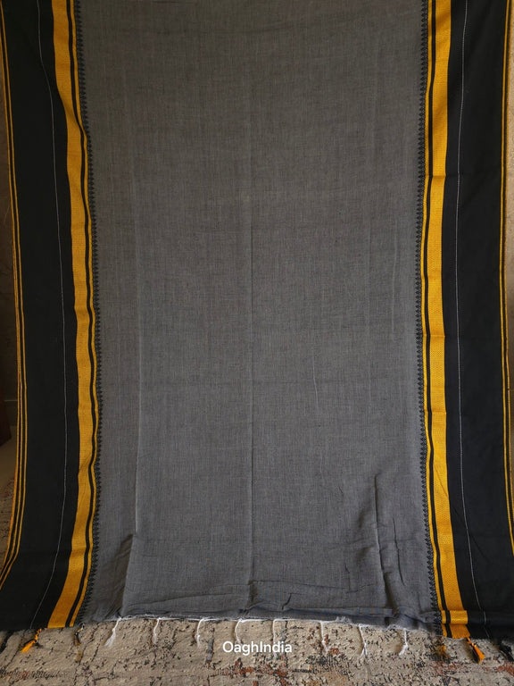 Livid : Pure Cotton Handloom Saree - Oagh India