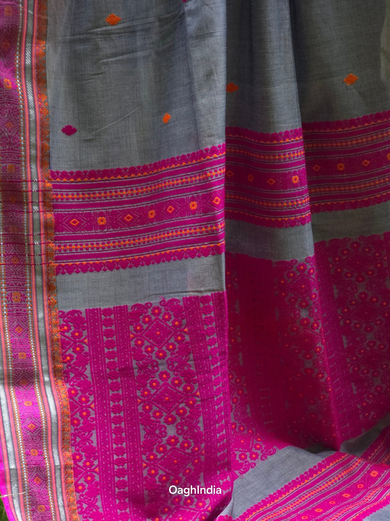 Paansh – Grey Handloom Pure Cotton Saree with Magenta Accents