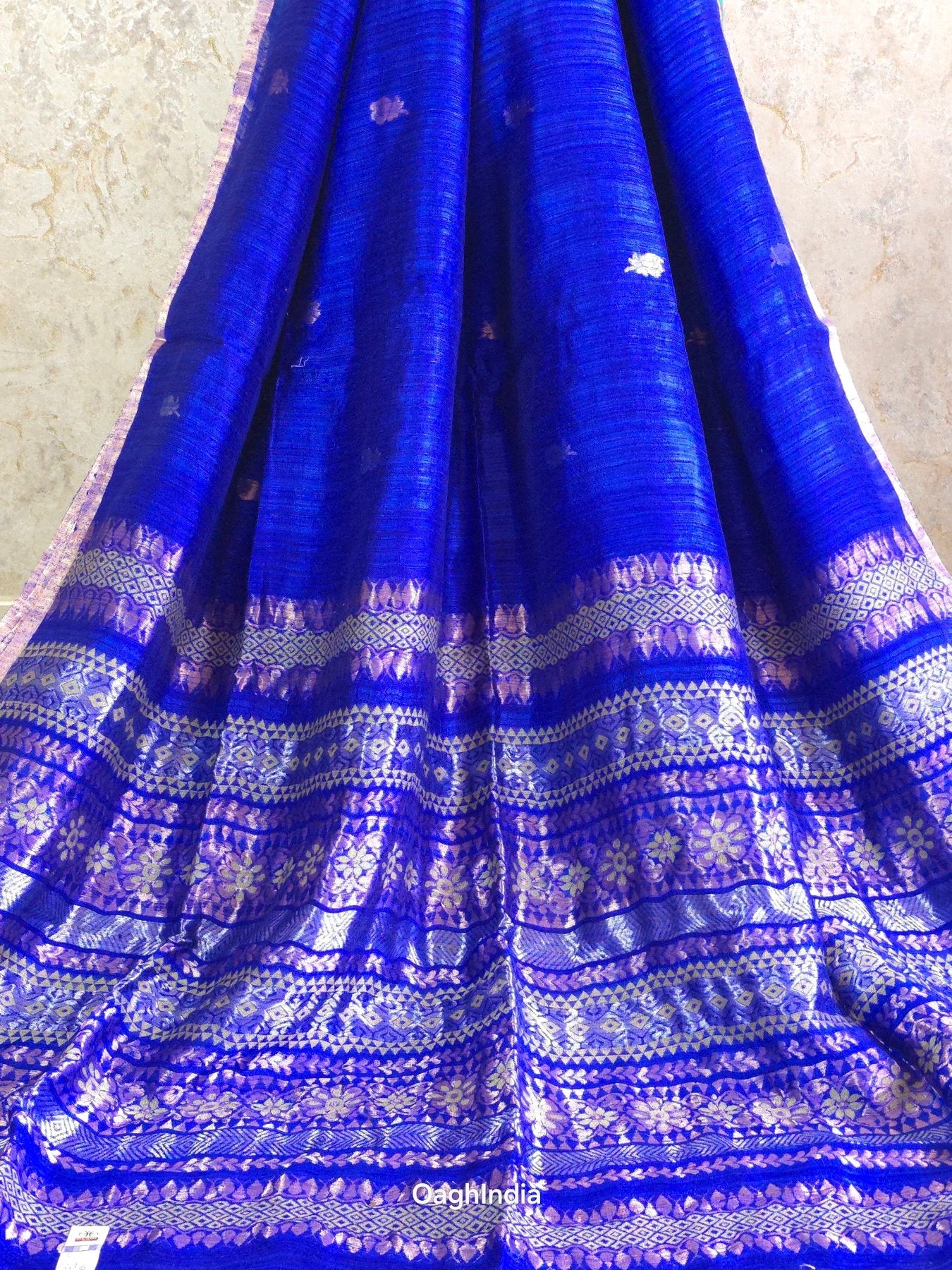 Rajvee : Pure Silk Handloom Saree (Silk Mark)