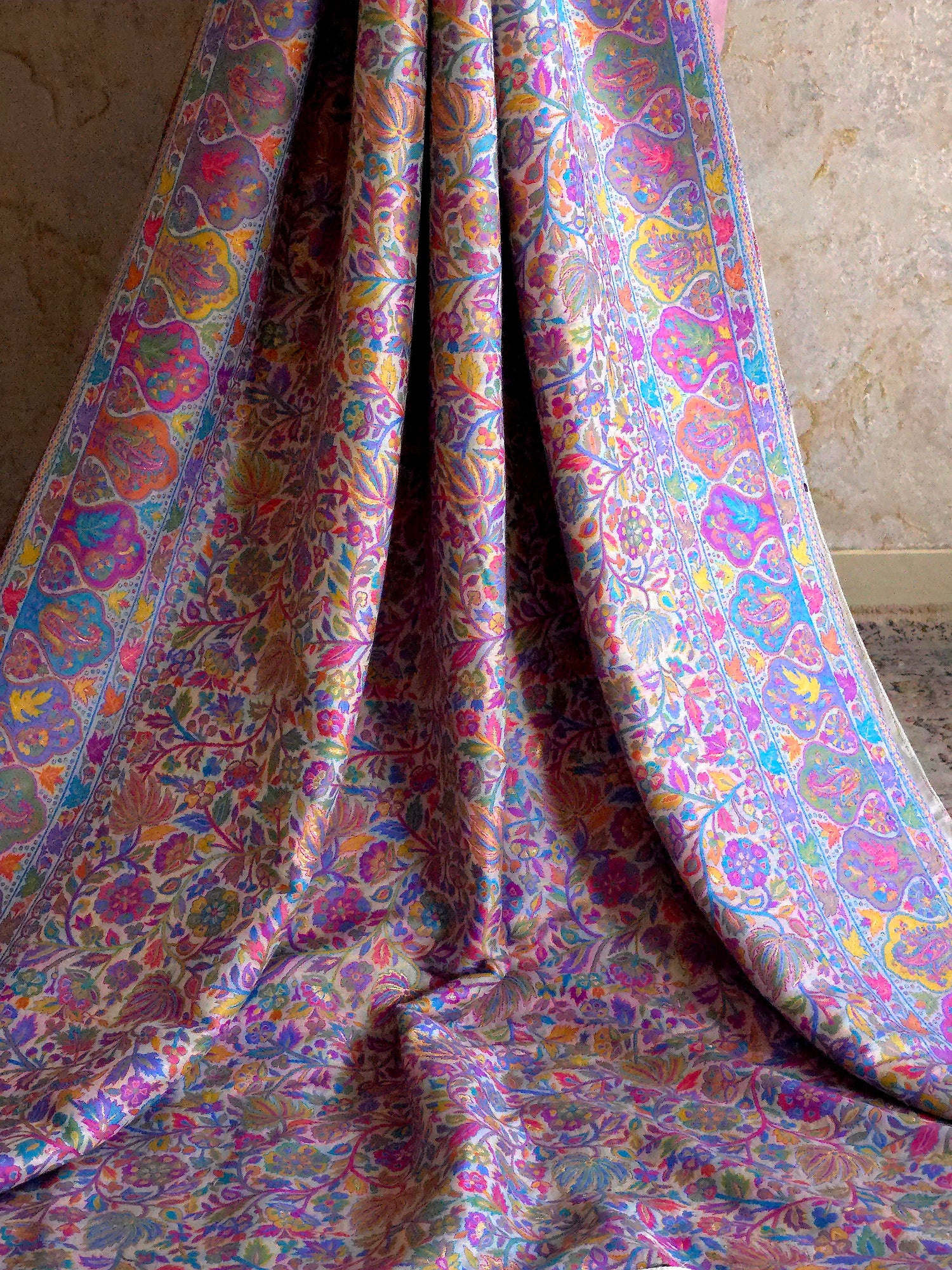 Sonzal : Authentic Kashmiri Jamawar Saree