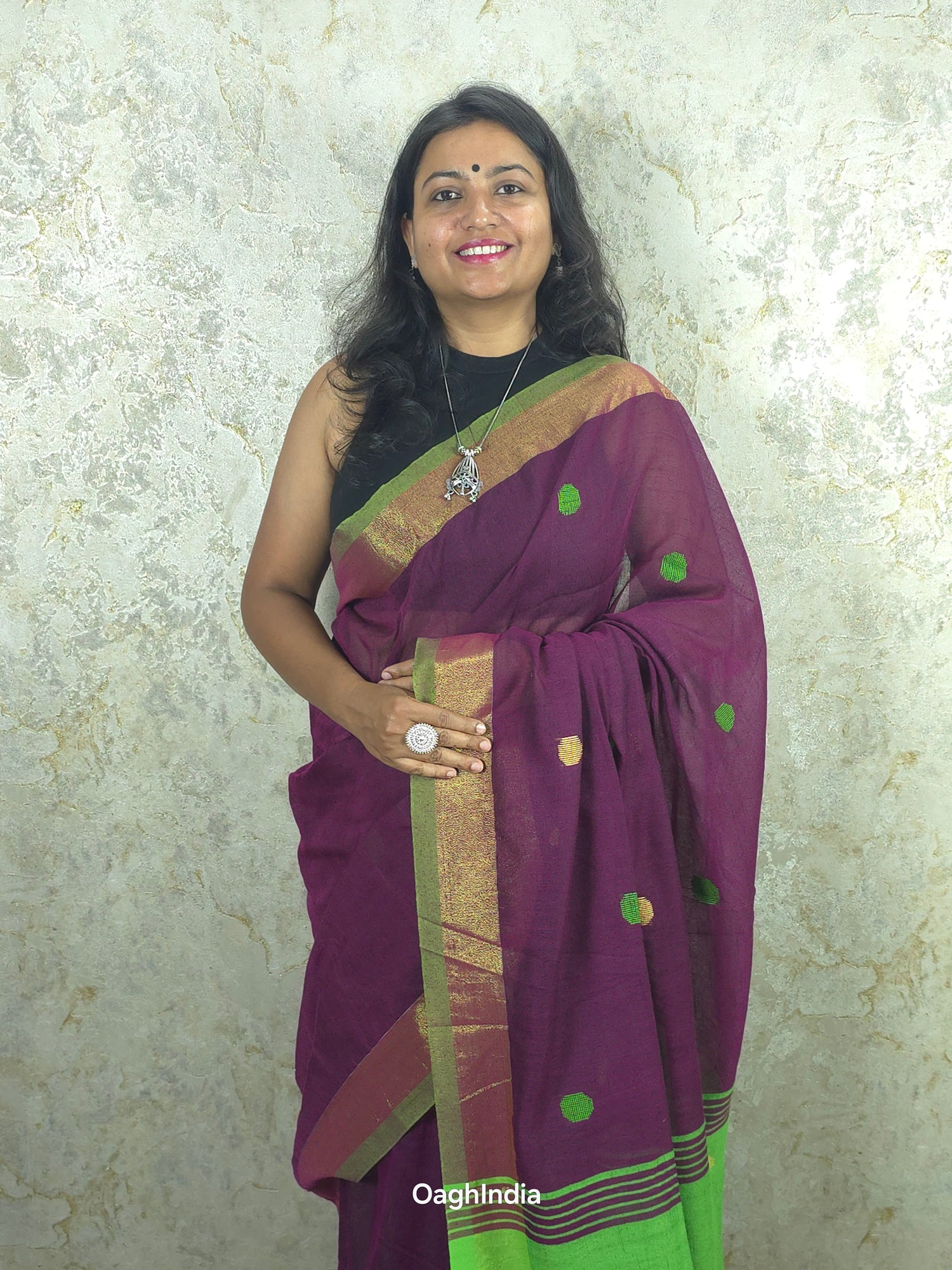 Candy : Beautiful handloom Maroon Khadi saree with Green Pallu