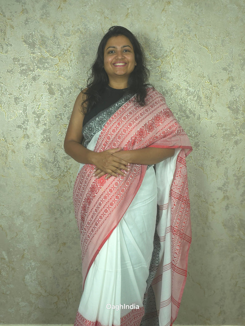 Mukta : Pure Handloom weaved borders Khadi Sarees(Red, White, Black)