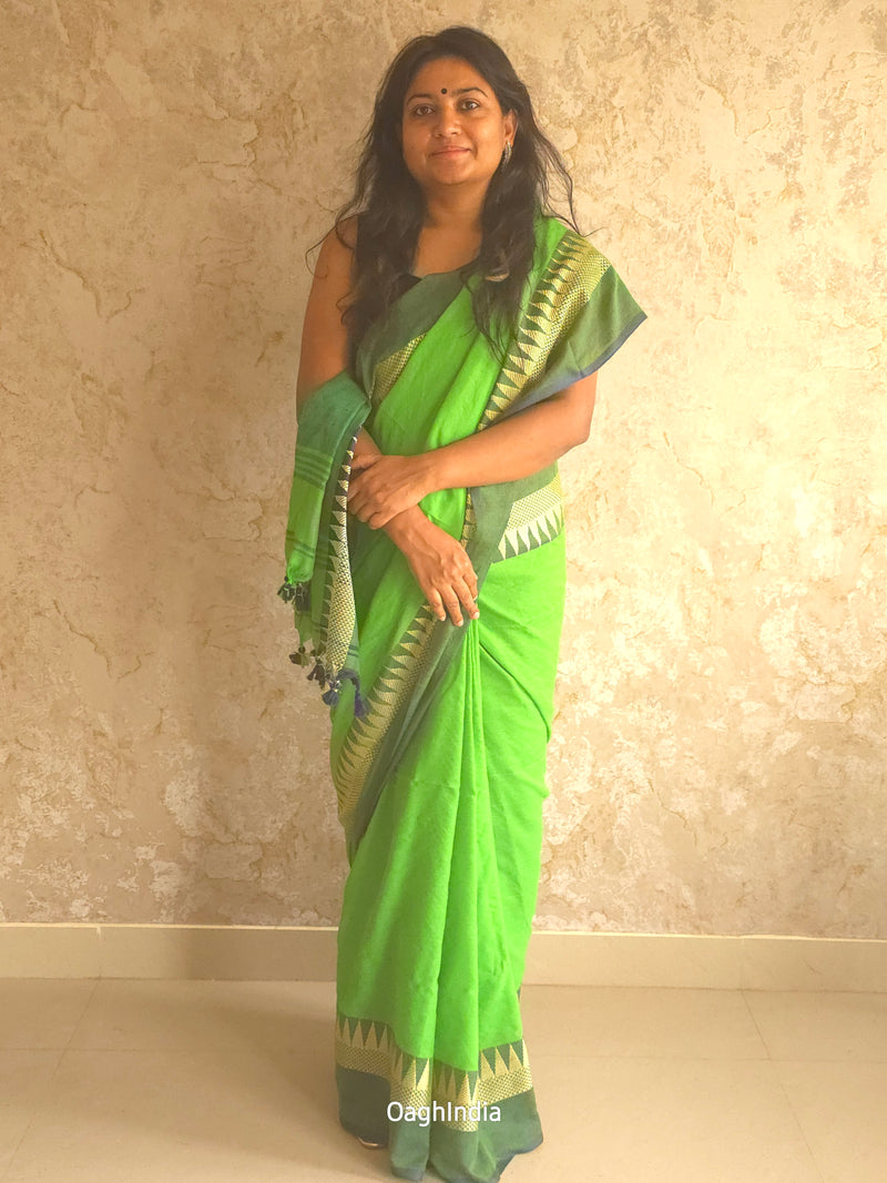 Popsicle : Beautiful Parrot Green khadi saree with temple border