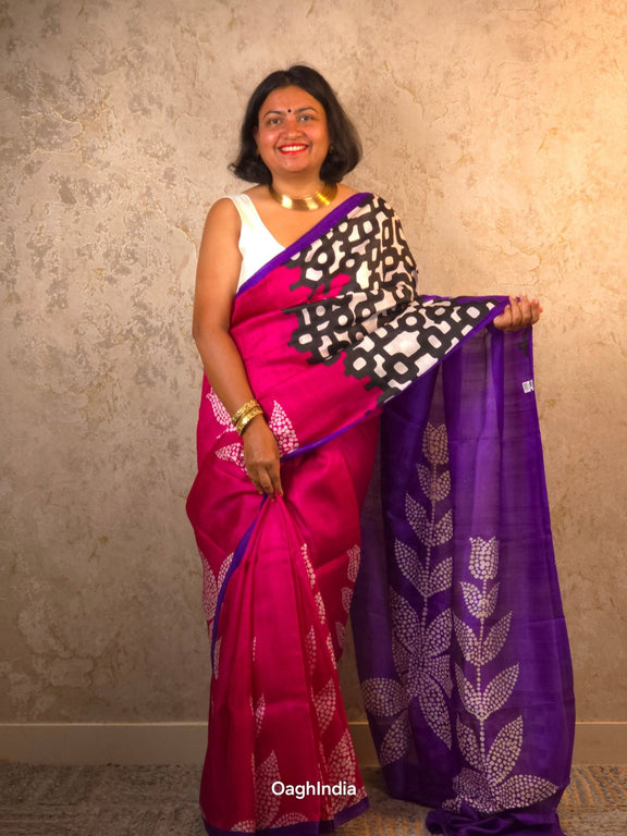 Saira : Pure Silk Abstract Art Saree (Silk Mark) - Oagh India
