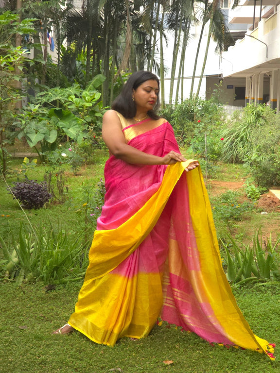 Samagam - Authentic Bhagalpur Linen Saree - Oagh India