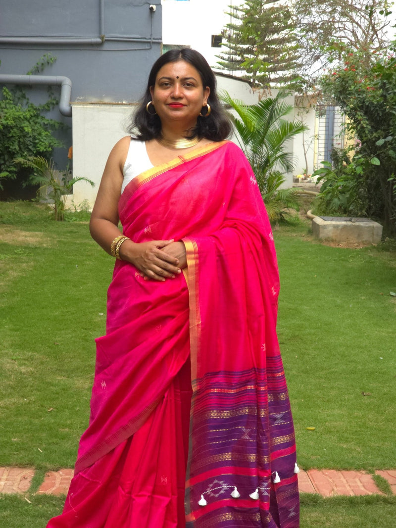 Shreya - Pure Cotton Handloom saree - Oagh India