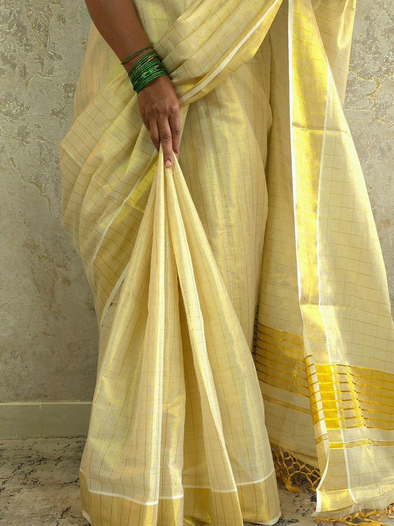 Suvarna Checks : Traditional Onam Saree From Kerala