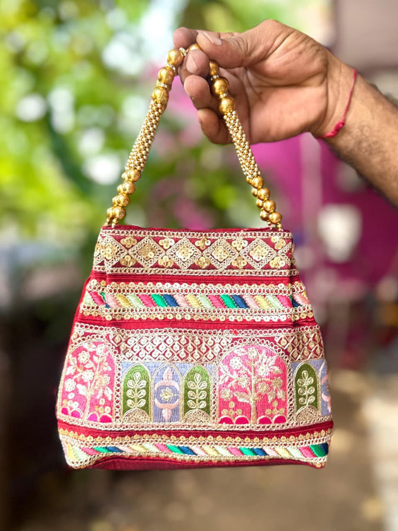 The Jharokha Silk Potli - Maroon - Oagh India