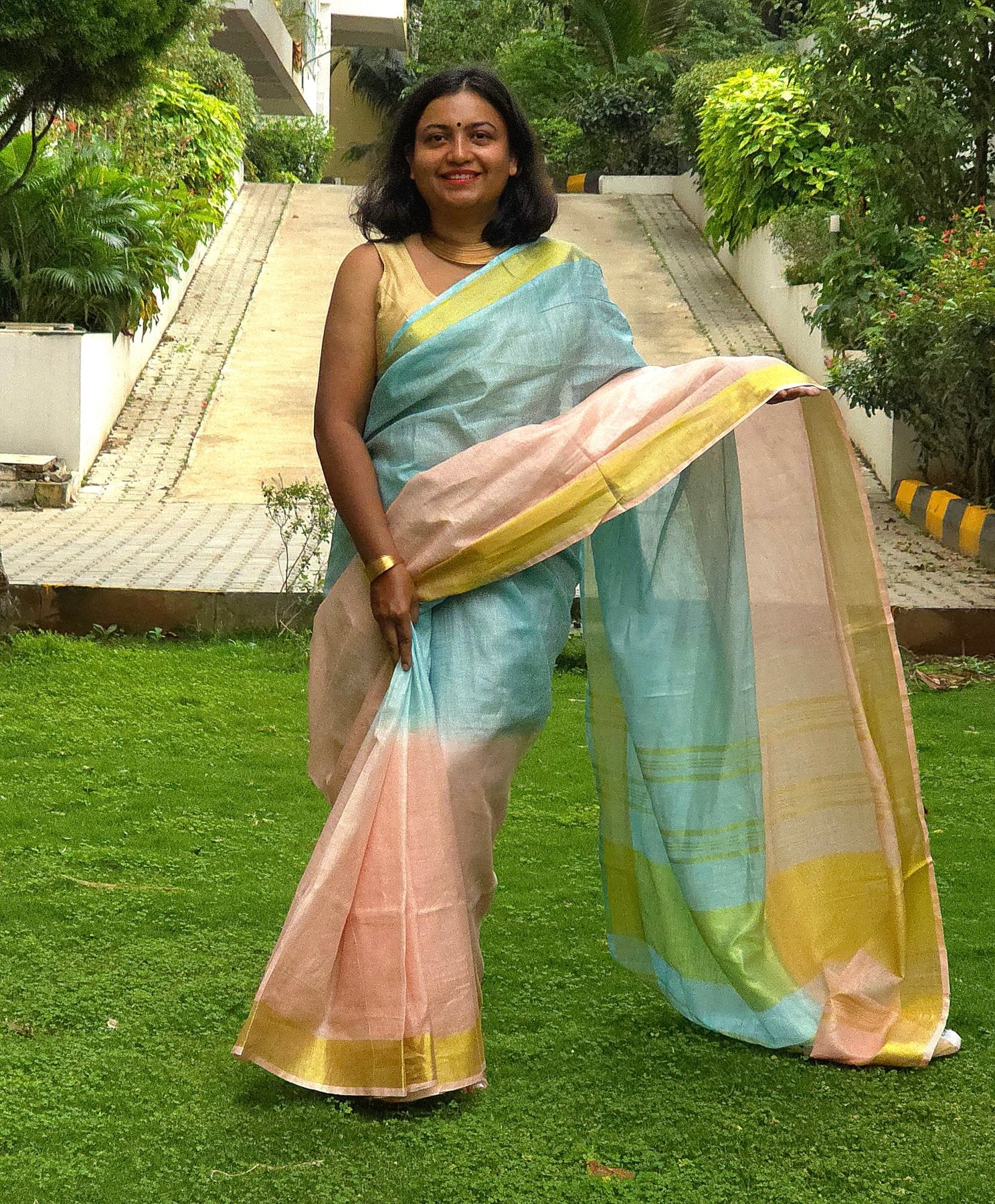Vasundhara - Authentic Bhagalpur Linen Saree